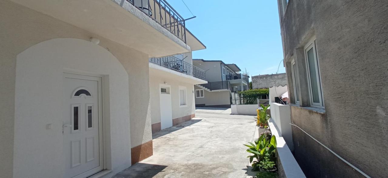 E&A Apartment Baška Voda Екстериор снимка