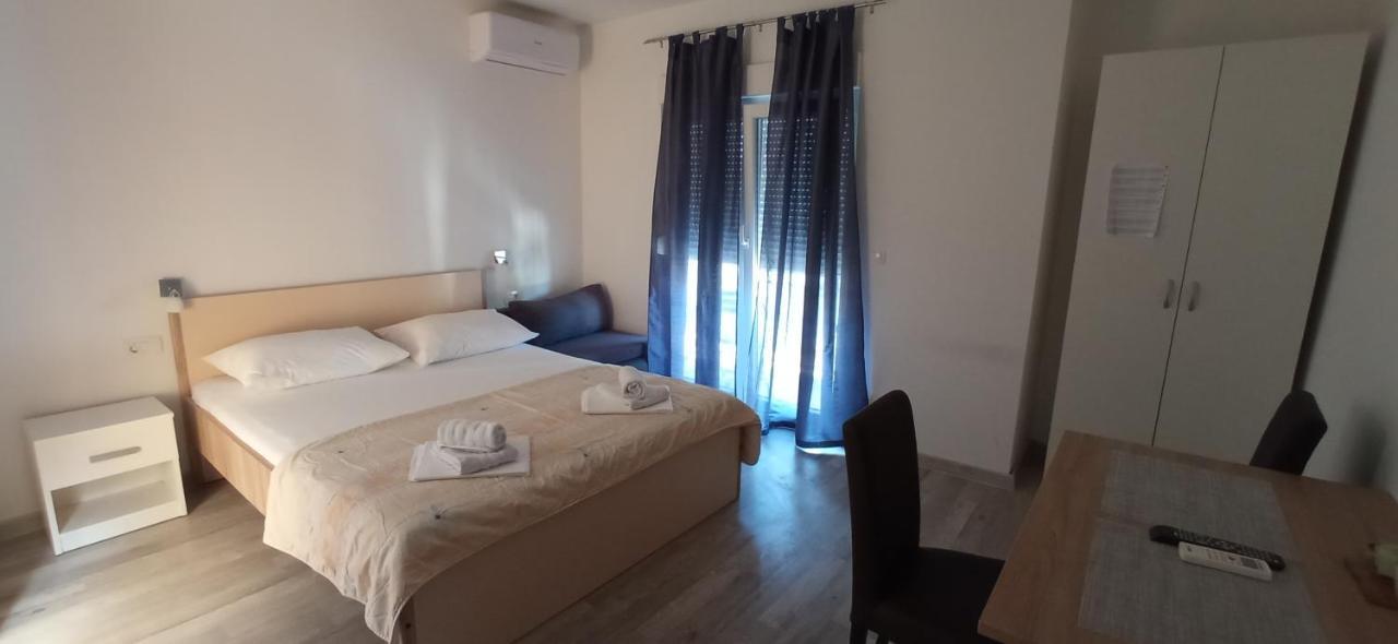 E&A Apartment Baška Voda Стая снимка