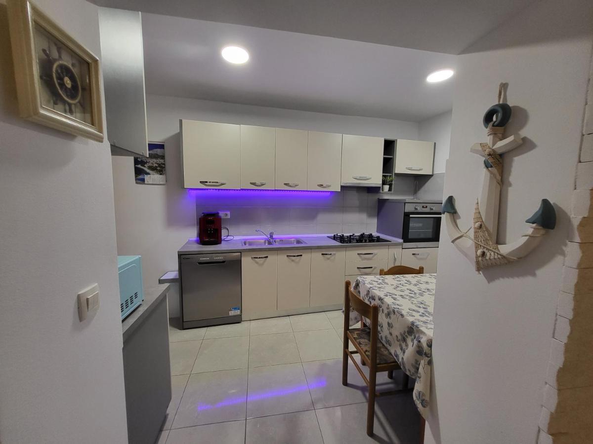 E&A Apartment Baška Voda Екстериор снимка