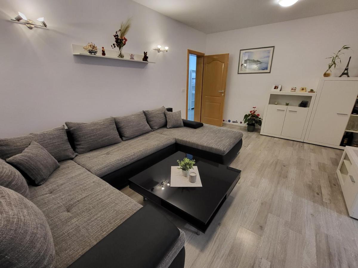 E&A Apartment Baška Voda Екстериор снимка