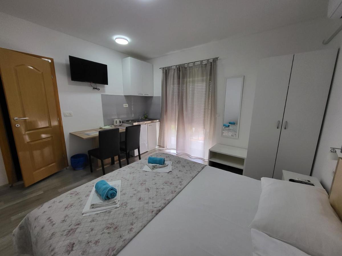 E&A Apartment Baška Voda Стая снимка