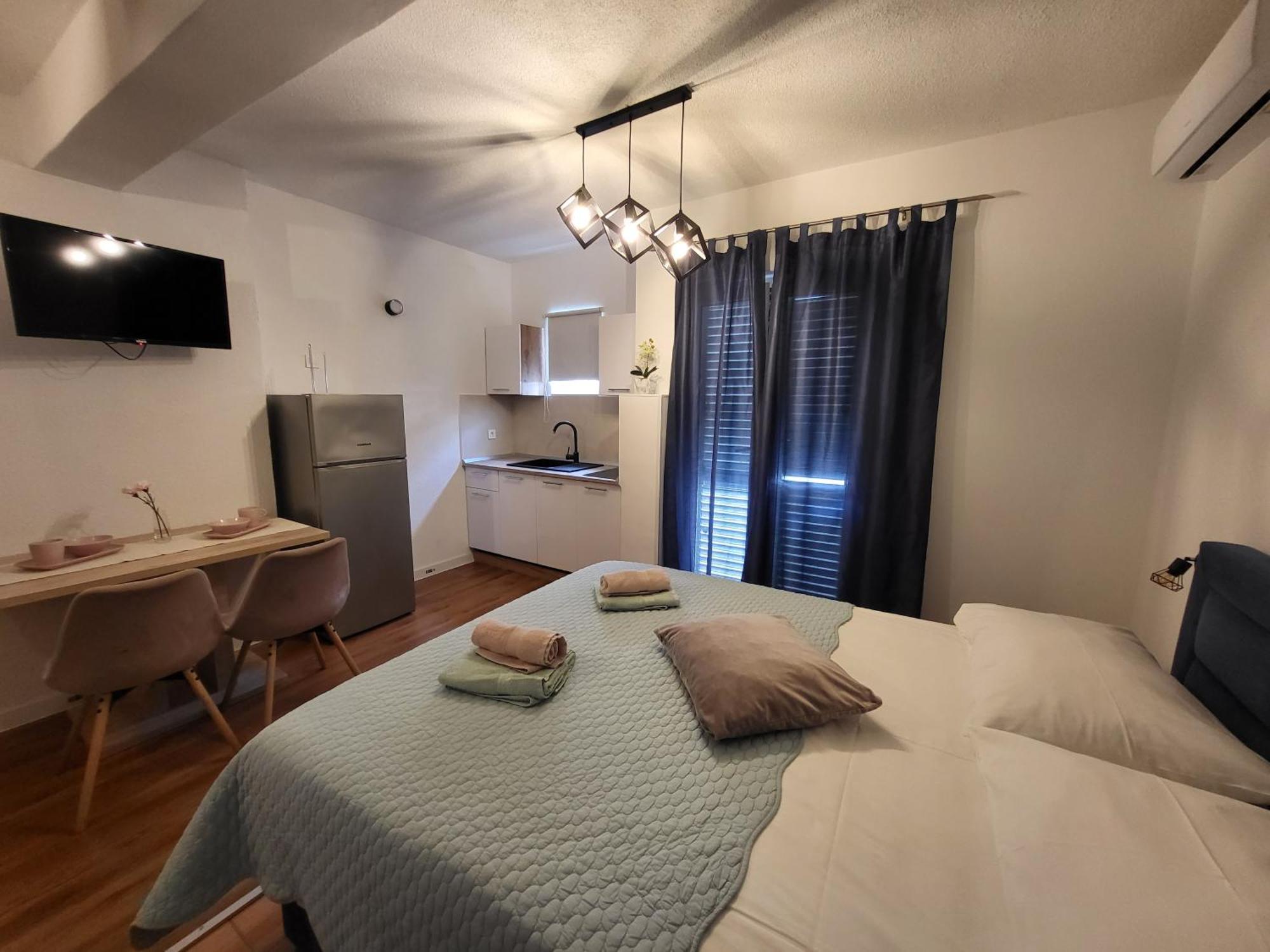 E&A Apartment Baška Voda Стая снимка