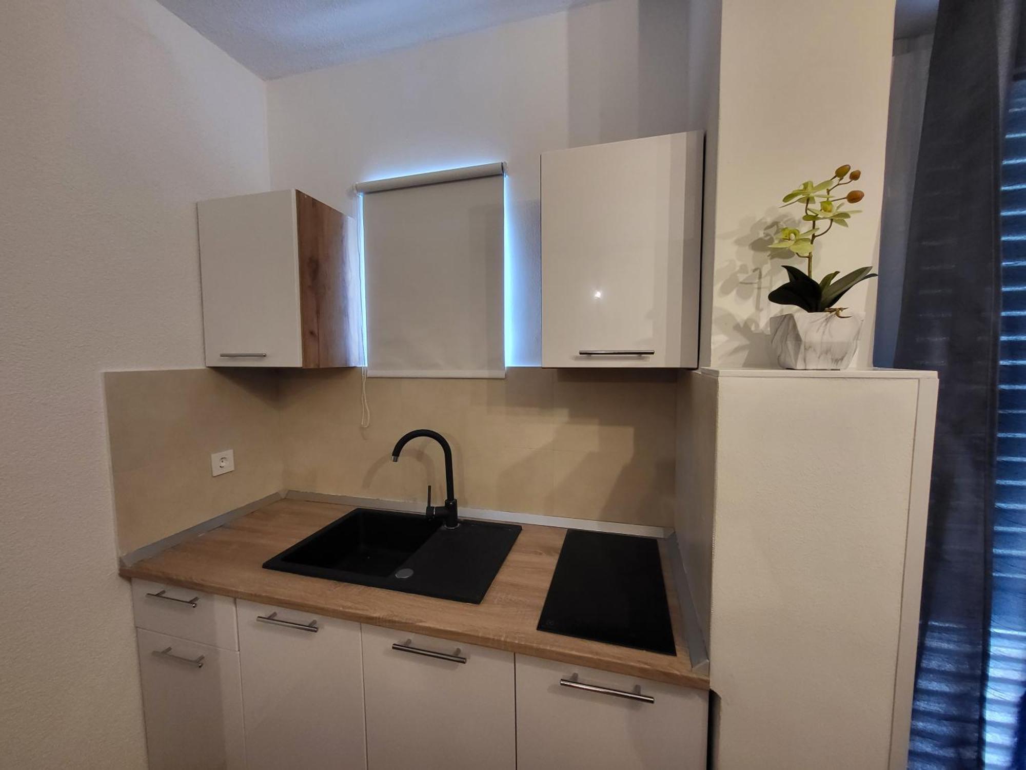 E&A Apartment Baška Voda Стая снимка